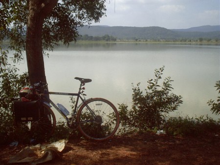 un des nombreux lacs artificiels autour de Phayao