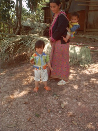 femme Hmong dans les montagnes du Triangle d'or